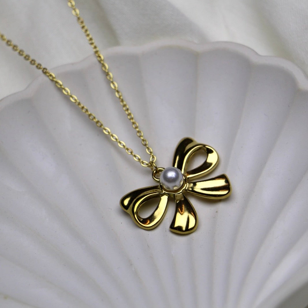White Pearl Bow