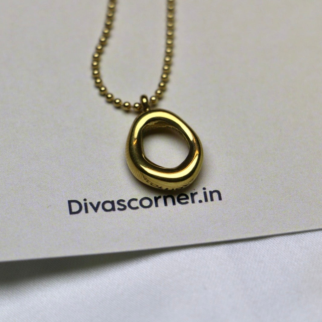 Ova-golden Pendat