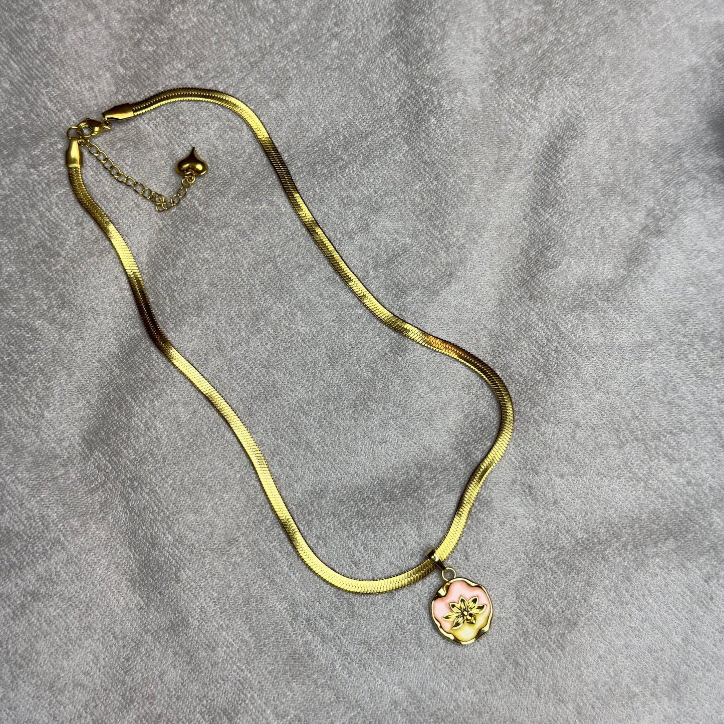 Girlie Flower Pendant
