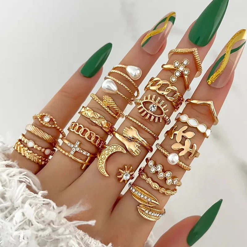 Set of 23 Gold-plated Rings