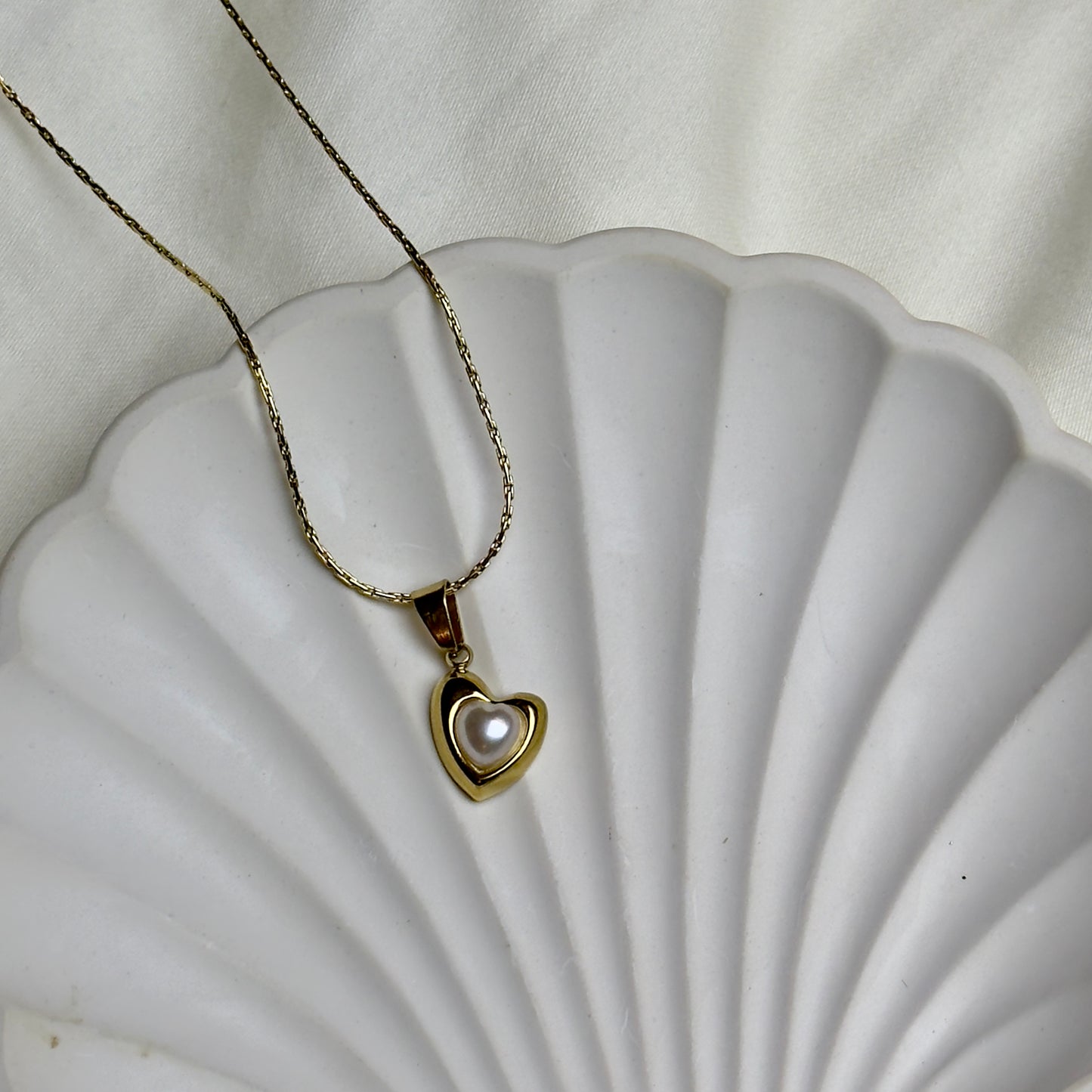 Little pearl heart