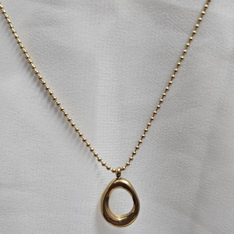 Ova Golden Pendant