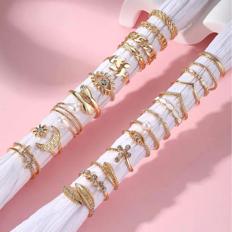 Set of 23 Gold-plated Rings
