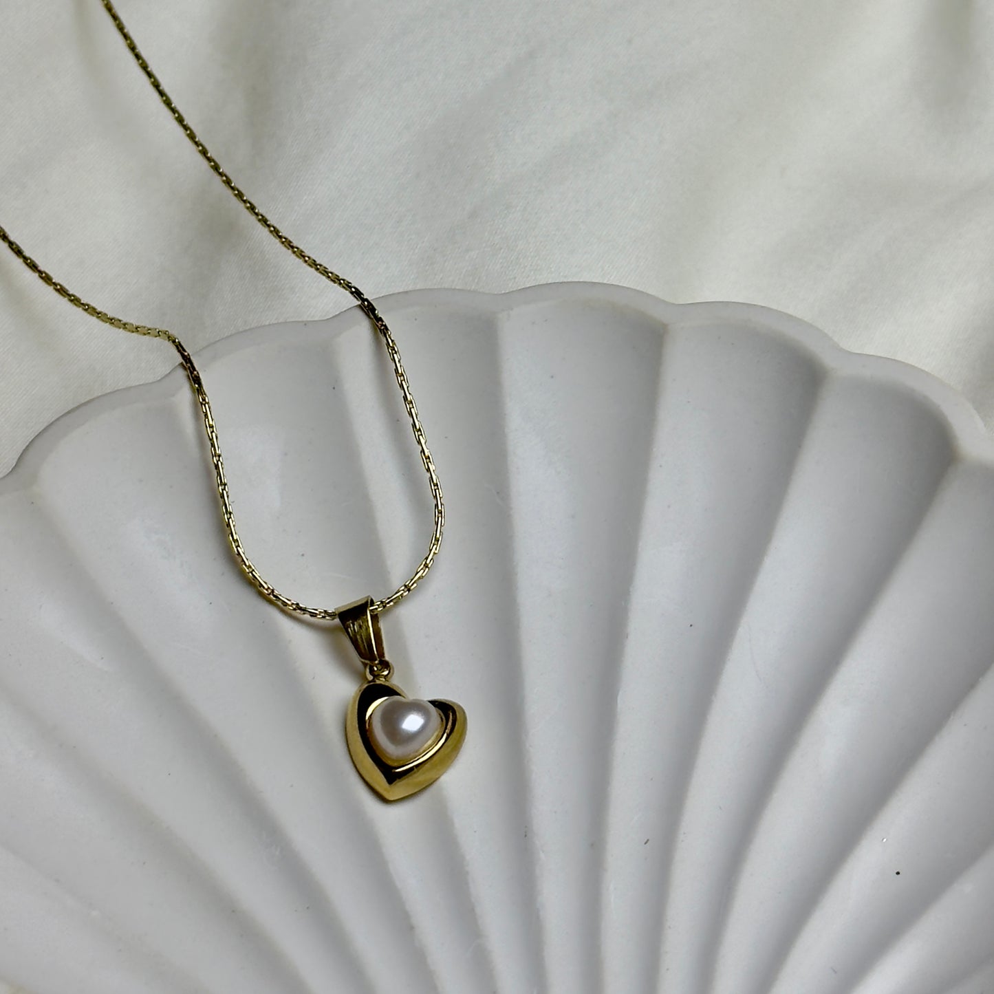 Little pearl heart