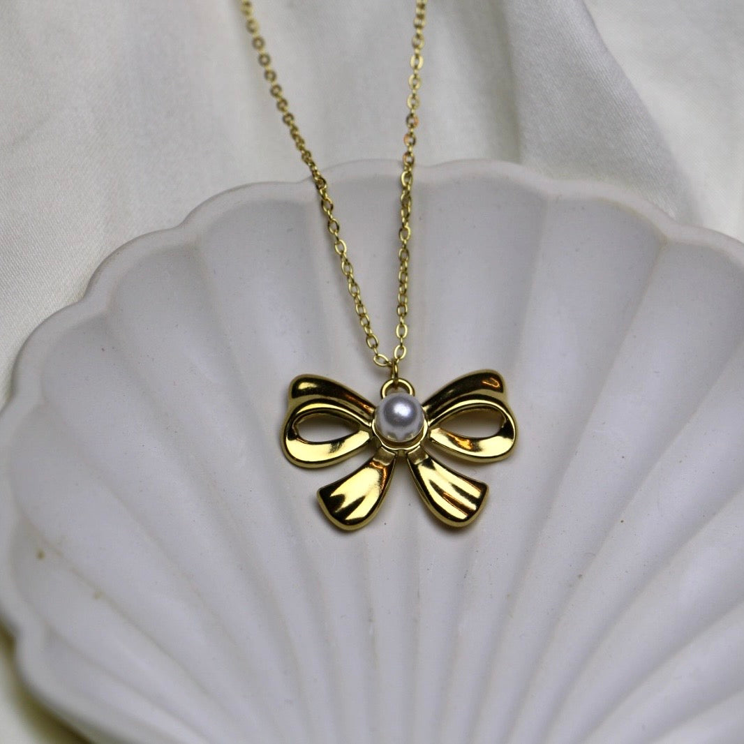 White Pearl Bow
