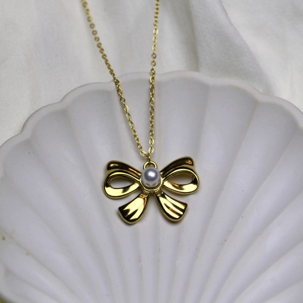 White Pearl Bow