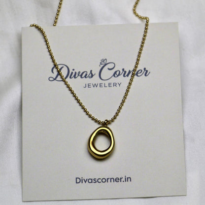 Ova-Golden Pendant