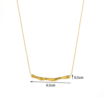 Chic Arc Pendant