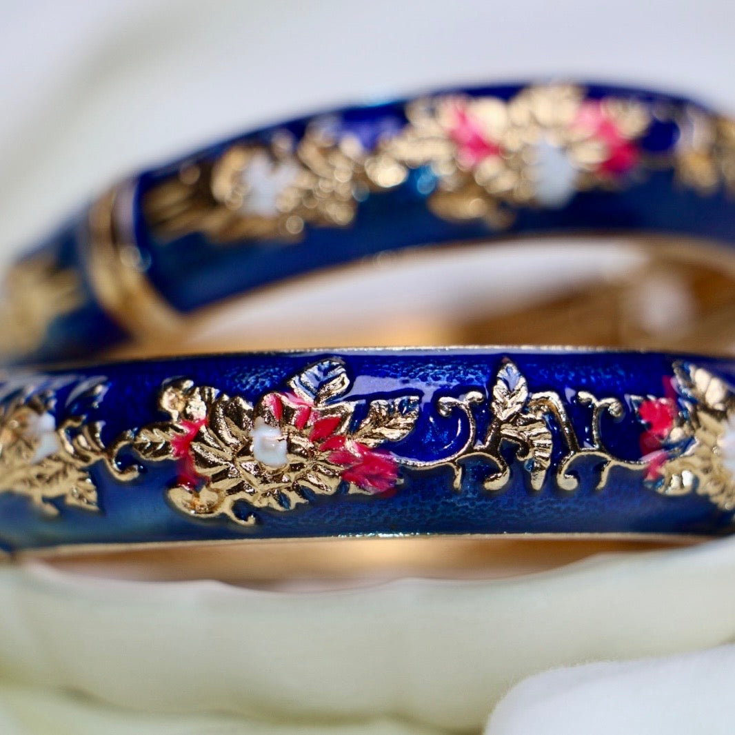 Blue Bangles